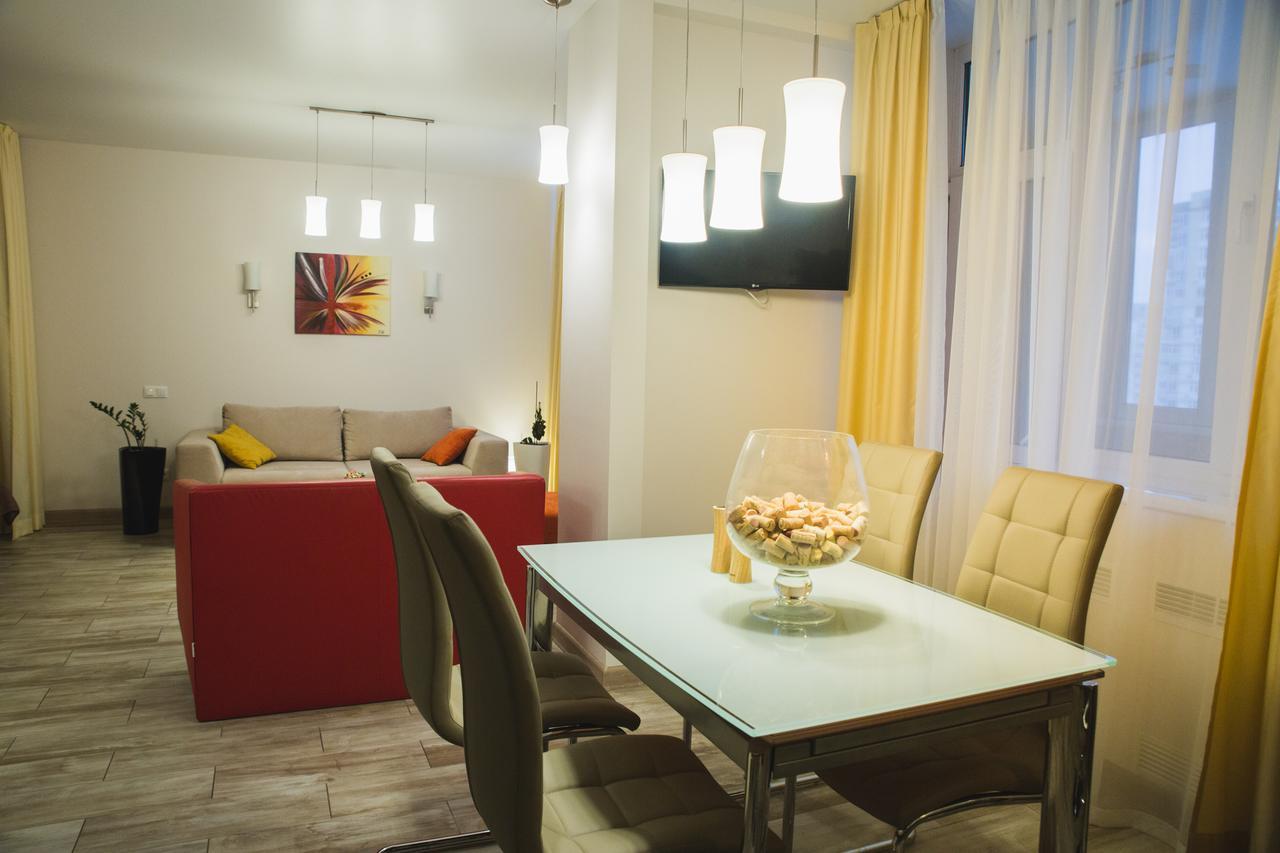 Apartments "Pleasure" Kijów Zewnętrze zdjęcie