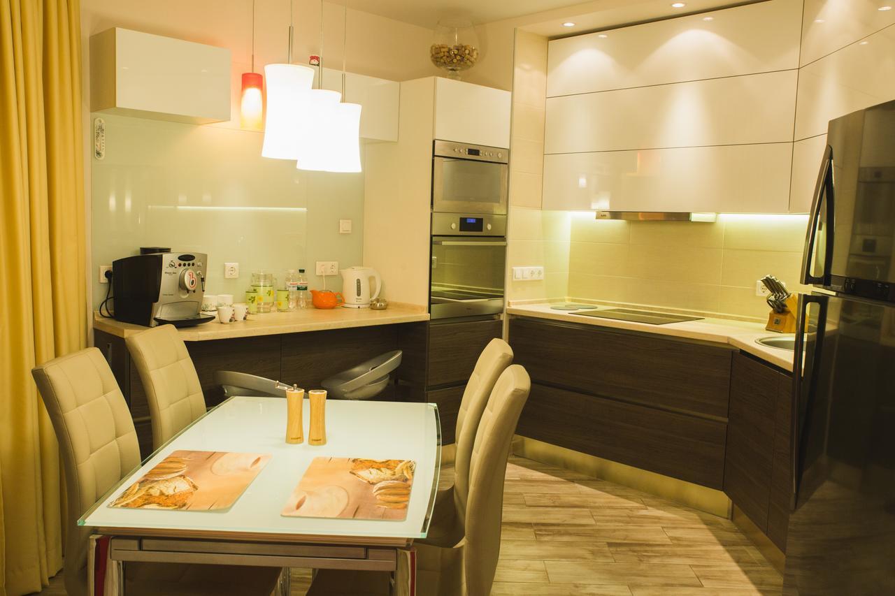Apartments "Pleasure" Kijów Zewnętrze zdjęcie