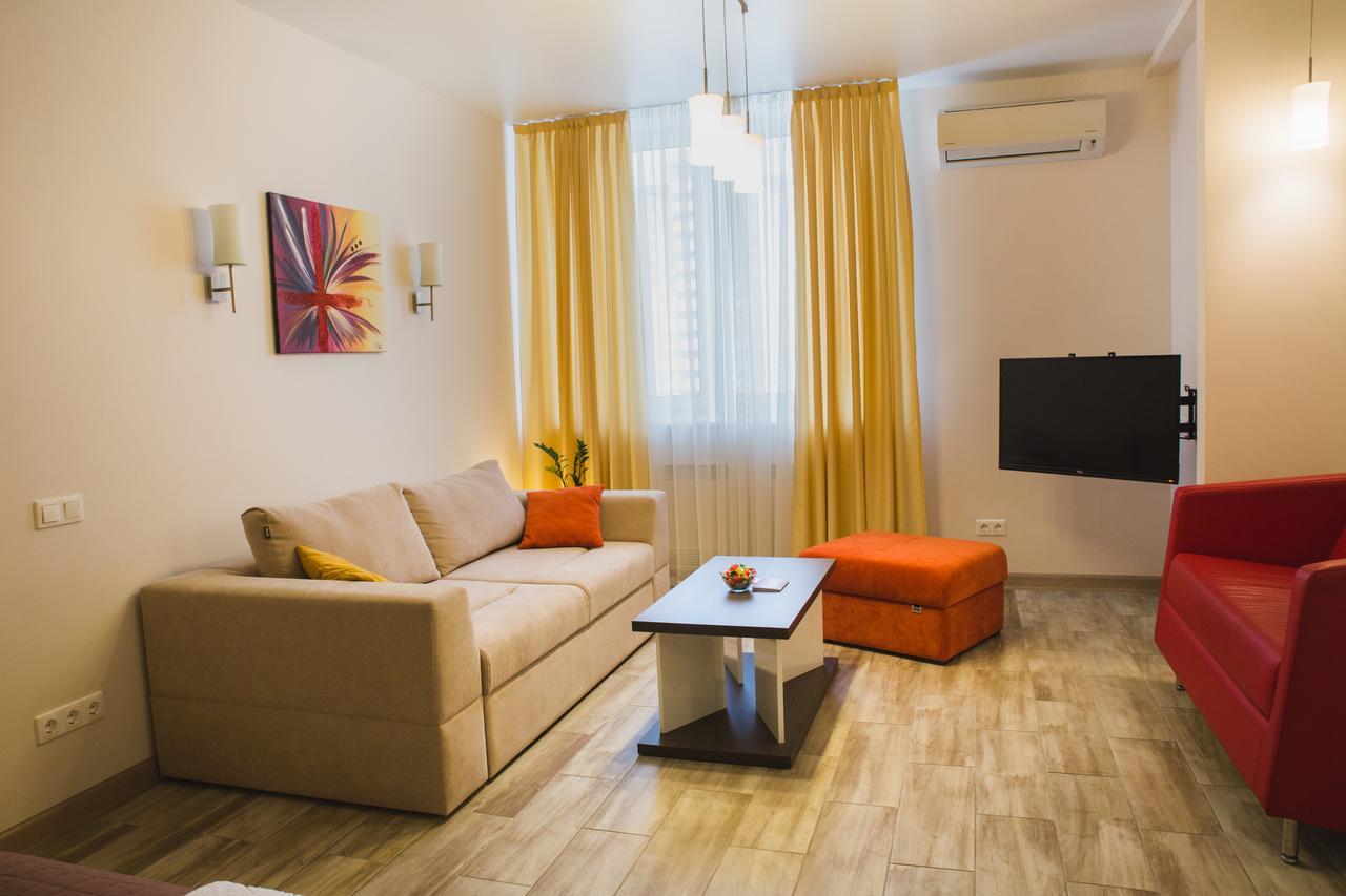 Apartments "Pleasure" Kijów Zewnętrze zdjęcie